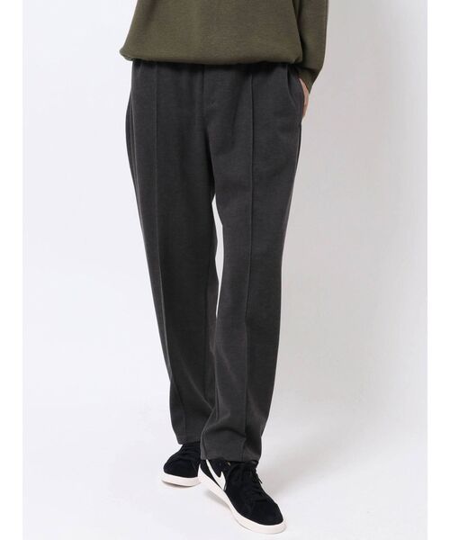 COTORICA(コトリカ)の「ワイドワンタックトラウザーパンツ(その他パンツ・メンズ・チャコールグレー/モカ・MEDIUM/LARGE)」の2枚目の写真