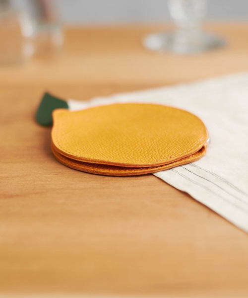 Butler Verner Sails（バトラーヴァーナーセイルス）の「Butler Verner Sails バトラーバーナーセイルズ / フルーツレザーミニウォレット コインケース / JW-2633（コインケース・メンズ・イエロー/オレンジ・FREE）」の10枚目の写真