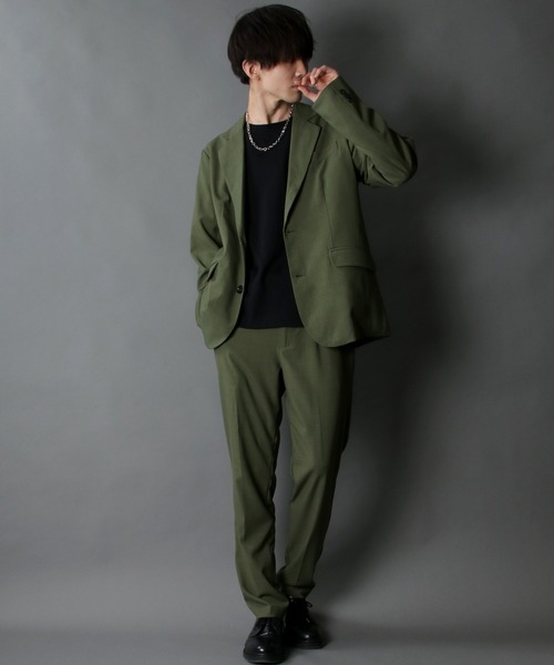 SITRY(シトリー)の「ナチュラルストレッチ テーラードジャケット&タックテーパードパンツ セットアップ(セットアップ・メンズ・ブラウン/サックスブルー/グリーン/ダークグレー・M/L)」の3枚目の写真