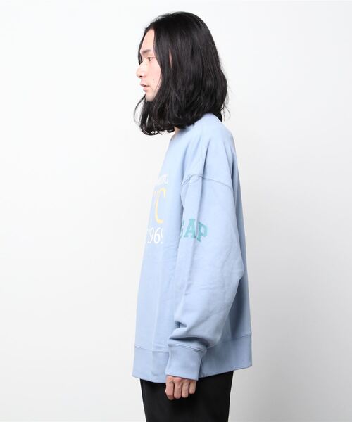 GAP(ギャップ)の「オーバーサイズ NYC クルーネック スウェット(スウェット・メンズ・グレー/オレンジ系その他/ブルー・XS/L/S/M/XL/XXS)」の12枚目の写真