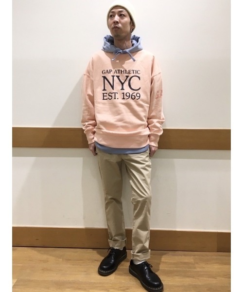 GAP(ギャップ)の「オーバーサイズ NYC クルーネック スウェット(スウェット・メンズ・グレー/オレンジ系その他/ブルー・XS/L/S/M/XL/XXS)」の19枚目の写真