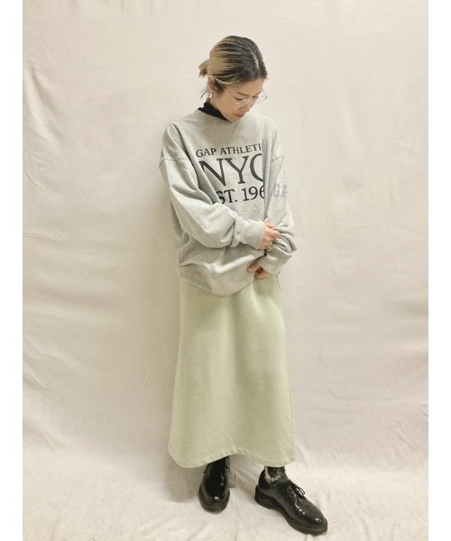 GAP(ギャップ)の「オーバーサイズ NYC クルーネック スウェット(スウェット・メンズ・グレー/オレンジ系その他/ブルー・XS/L/S/M/XL/XXS)」の21枚目の写真