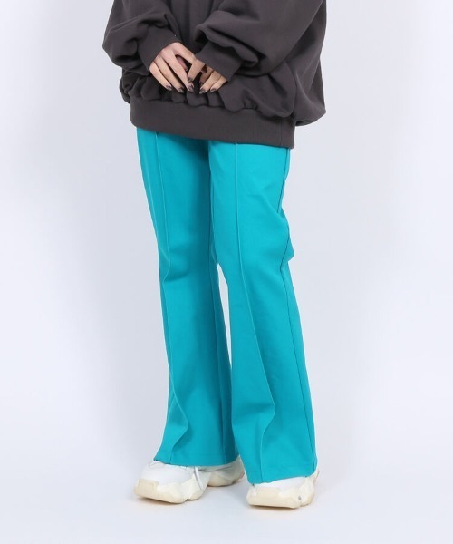 PUNYUS（プニュズ）の「ツイルフレアパンツ（その他パンツ・レディース・ブラック/パープル/ピンク/グリーン/ブルー・1/2/4/3）」の6枚目の写真