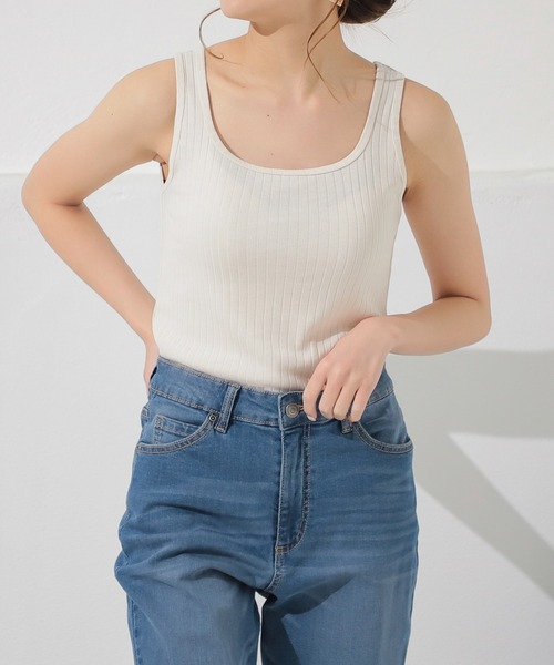 Honeys（ハニーズ）の「針抜きテレコタンクトップ（タンクトップ・レディース・ブラック/ベージュ/カーキ/サックスブルー/アイボリー/モカ/レッド系その他/ブルー/ピンク・LL/S/M/L）」の2枚目の写真