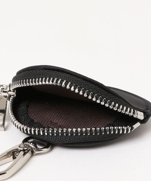 COLLAGE GALLARDAGALANTE(コラージュガリャルダガランテ)の「ナイロンチェーンショルダー(ショルダーバッグ・レディース・ブラック・FREE)」の4枚目の写真