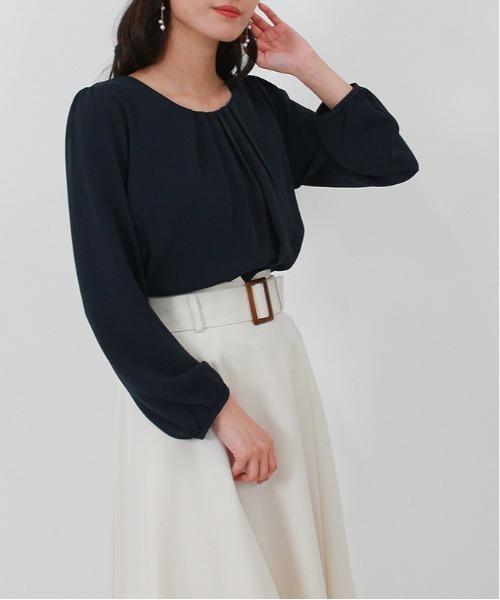 TRUDEA（トルディア）の「タックバルーンブラウス（ビジネスシャツ・レディース・ライトグレー/ホワイト/ネイビー・SMALL/LARGE/MEDIUM）」の18枚目の写真