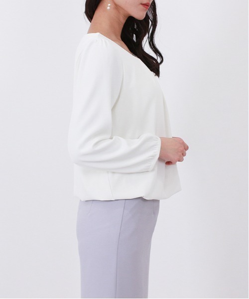TRUDEA（トルディア）の「タックバルーンブラウス（ビジネスシャツ・レディース・ライトグレー/ホワイト/ネイビー・SMALL/LARGE/MEDIUM）」の9枚目の写真