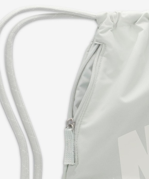 NIKE（ナイキ）の「《NIKEアパレル》NK HERITAGEDRAWSTRING-FA21（エコバッグ/サブバッグ・メンズ・ブラック×ホワイト/グレー/ライトグレー/グリーン系その他/マルーン/グリーン/シルバー/グレー系その他/グレー系その他2/レッド/ロイヤルブルー/ピンク/ブルー・フリー）」の19枚目の写真