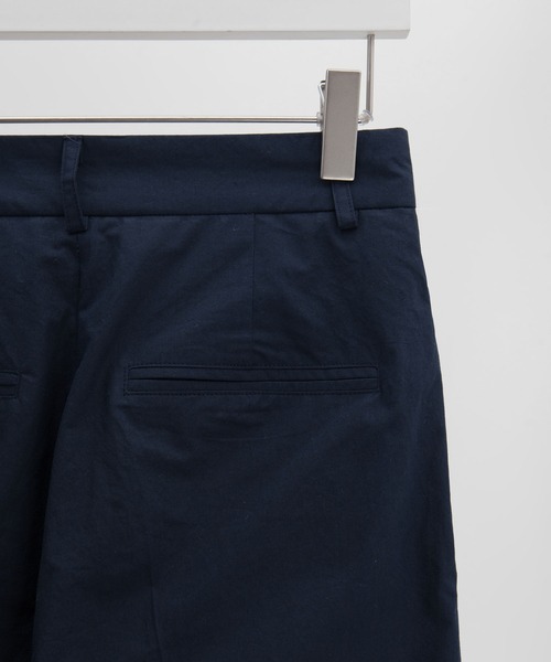 MUYMONA(ムイモナ)の「Double tuck cotton slacks mmw22s032【MUYMONA】【2022SS】(スラックス・レディース・ホワイト/カーキ/ネイビー・M/S)」の17枚目の写真