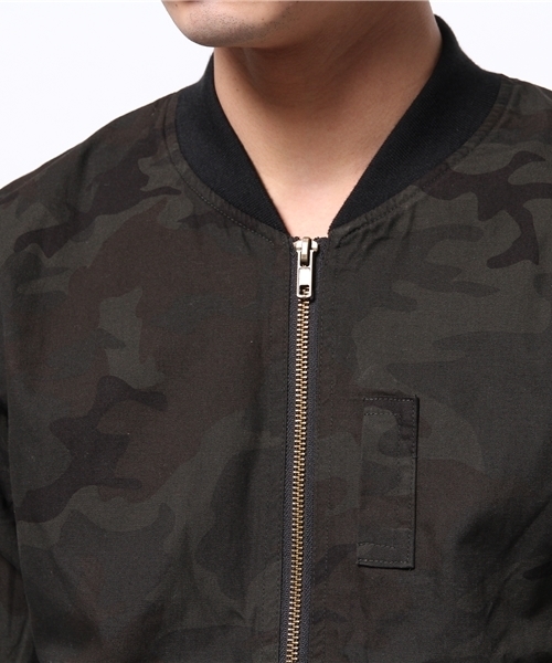 GIORDANO（ジョルダーノ）の「[GIORDANO]コットスリムMA-1ジャケット（ブルゾン・メンズ・ブラック/グリーン・MEDIUM/LARGE）」の9枚目の写真