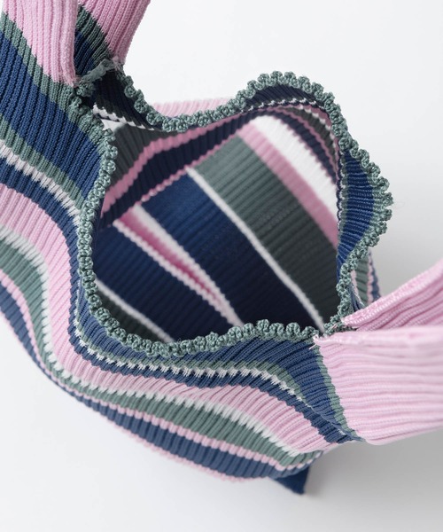 Tricote（トリコテ）の「TRICOTE トリコテ / SHEER MULTI STRIPE BAG シアーマルチボーダーバッグ / TR21BG046（トートバッグ・レディース・グリーン/イエロー/ライトピンク・FREE）」の11枚目の写真