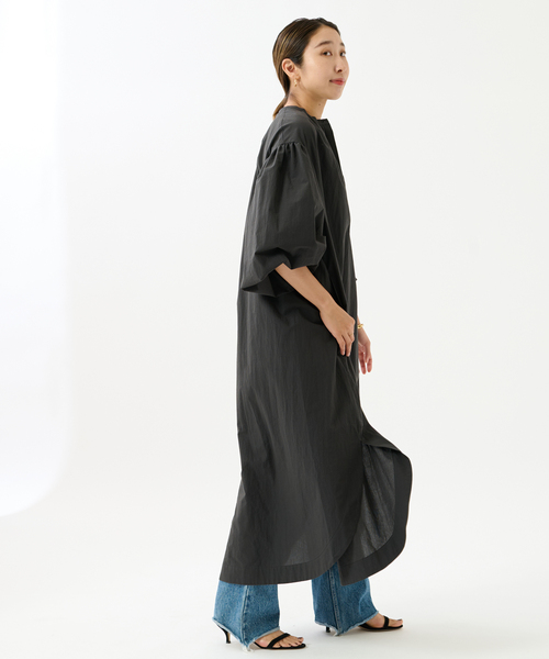 journal standard L'essage（ジャーナルスタンダードレサージュ）の「ボリュームギャザーワンピース（ワンピース・レディース・レッド/ブルー/ブラック・FREE）」の6枚目の写真