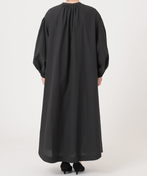 journal standard L'essage（ジャーナルスタンダードレサージュ）の「ボリュームギャザーワンピース（ワンピース・レディース・レッド/ブルー/ブラック・FREE）」の21枚目の写真