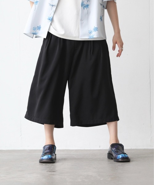 ln fortis（ロンフォルティス）の「ln fortis -2タックドレープガウチョパンツ（その他パンツ・メンズ・ブラック・SMALL/MEDIUM）」の5枚目の写真