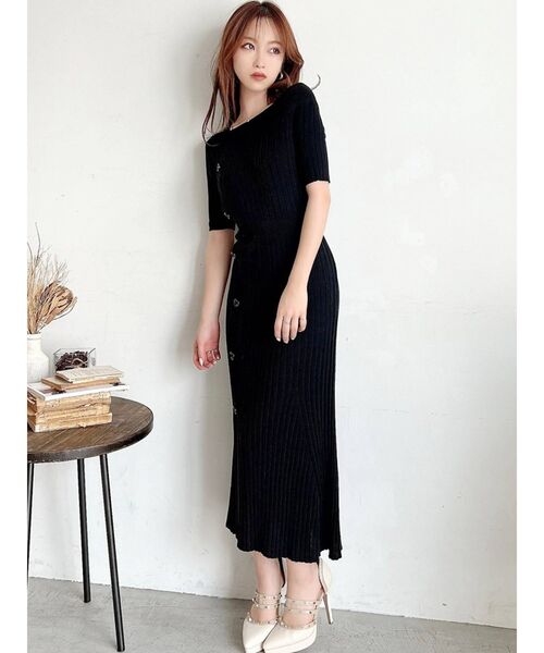 RESEXXY（リゼクシー）の「ハイヒールスタッズパンプス（パンプス・レディース・ホワイト/ブラック/ベージュ・SMALL/MEDIUM/LARGE）」の6枚目の写真