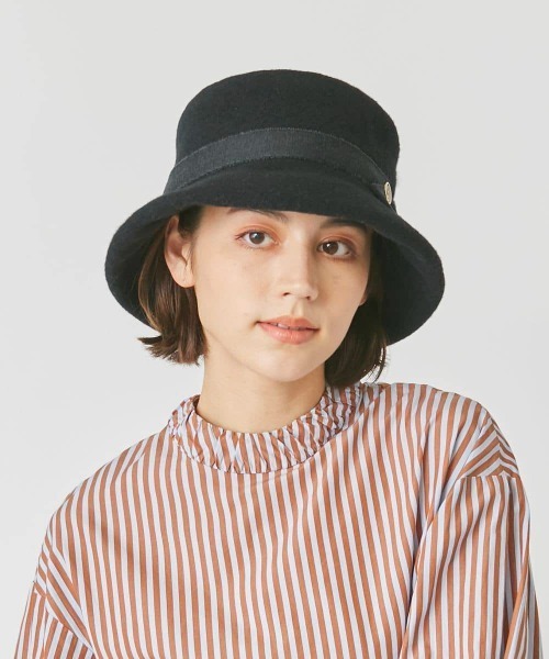 Chapeau d' O(シャポードオー)の「Chapeau d' O Twist Ribbon Basque Cloche(ハット・レディース・ベージュ/ブラック/グレー・M/57.5cm)」の1枚目の写真
