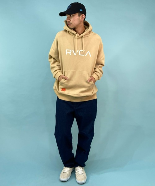 RVCA（ルーカ）の「【ZOZOTOWN限定】RVCA/ルーカ オーバーサイズ パーカー/ワンポイント ブランドロゴ/ドロップショルダー フーディ BC042-043（パーカー・メンズ・ベージュ/ブラック/グリーン・M/L/XL/S）」の11枚目の写真