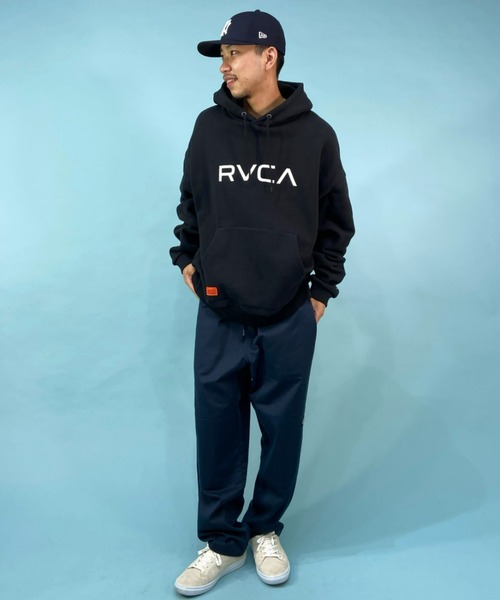 RVCA（ルーカ）の「【ZOZOTOWN限定】RVCA/ルーカ オーバーサイズ パーカー/ワンポイント ブランドロゴ/ドロップショルダー フーディ BC042-043（パーカー・メンズ・ベージュ/ブラック/グリーン・M/L/XL/S）」の7枚目の写真