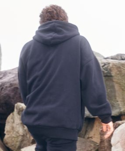 RVCA（ルーカ）の「【ZOZOTOWN限定】RVCA/ルーカ オーバーサイズ パーカー/ワンポイント ブランドロゴ/ドロップショルダー フーディ BC042-043（パーカー・メンズ・ベージュ/ブラック/グリーン・M/L/XL/S）」の20枚目の写真