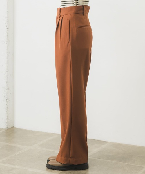 URBAN RESEARCH（アーバンリサーチ）の「ハイウエストツイルカラーパンツ（その他パンツ・レディース・ベージュ/ブルー/ブラウン・36/38）」の22枚目の写真