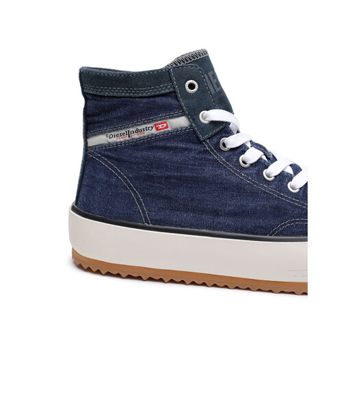 DIESEL（ディーゼル）の「メンズ デニム スウェード ミッドカット スニーカー（スニーカー・メンズ・グレー/ライトインディゴブルー/インディゴブルー/ブラック/ブルー・40/42/43/44/41）」の21枚目の写真