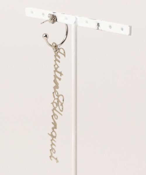 JOURNAL STANDARD(ジャーナルスタンダード)の「【JUSTINE CLENQUET/ジュスティーヌ・クランケ】Justin earing(イヤリング・レディース・シルバー・FREE)」の2枚目の写真