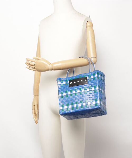 MARNI MARKET(マルニマーケット)の「ピクニックバッグ ミニ(かごバッグ・レディース・ブルー系・FREE)」の6枚目の写真