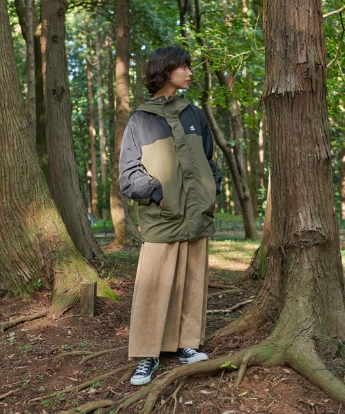 OUTDOOR PRODUCTS(アウトドアプロダクツ)の「【OUTDOOR PRODUCTS/アウトドアプロダクツ】切り替えマウンテンパーカー 撥水 透湿 UVカット ユニセックス(マウンテンパーカー・メンズ・ネイビー/ベージュ/カーキ/ブラック/ライトベージュ/チャコールグレー/グリーン・LARGE/X-LARGE/MEDIUM/SMALL)」の21枚目の写真