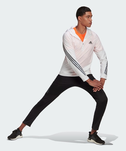 adidas（アディダス）の「ラン アイコンズ スリーストライプス