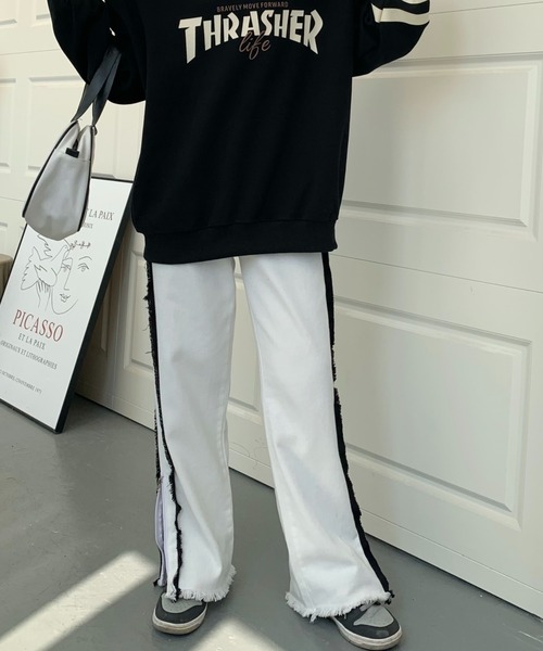 ABITOKYO（アビトーキョー）の「サイドジップハイウエストストレッチセミワイドデニムパンツ（デニムパンツ・レディース・ホワイト/ブラック・L/M/S）」の9枚目の写真