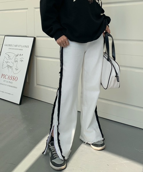 ABITOKYO（アビトーキョー）の「サイドジップハイウエストストレッチセミワイドデニムパンツ（デニムパンツ・レディース・ホワイト/ブラック・L/M/S）」の21枚目の写真