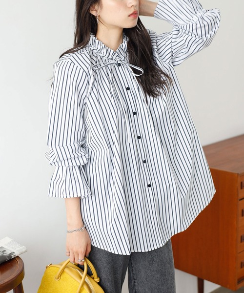 GeeRA(ジーラ)の「フリルハイネックキャンディスリーブブラウス(シャツ/ブラウス・レディース・オフホワイト/グレー系その他・MEDIUM/LARGE)」の9枚目の写真