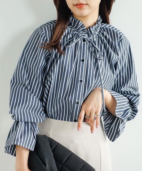 GeeRA(ジーラ)の「フリルハイネックキャンディスリーブブラウス(シャツ/ブラウス・レディース・オフホワイト/グレー系その他・MEDIUM/LARGE)」の15枚目の写真