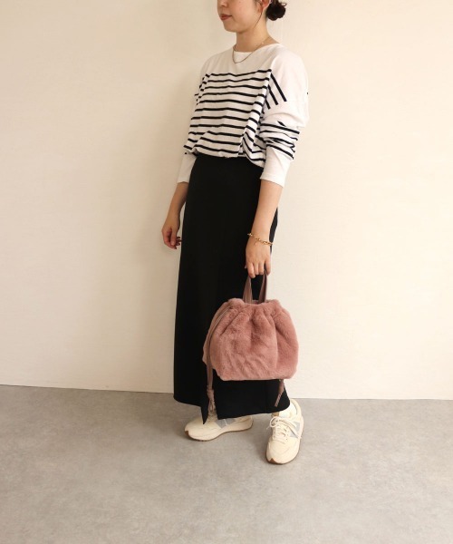 T・S・L（ティーエスエル）の「リバーシブル2way巾着バッグ（トートバッグ・レディース・ベージュ/ピンク/グレイッシュベージュ/チャコールグレー・FREE）」の14枚目の写真