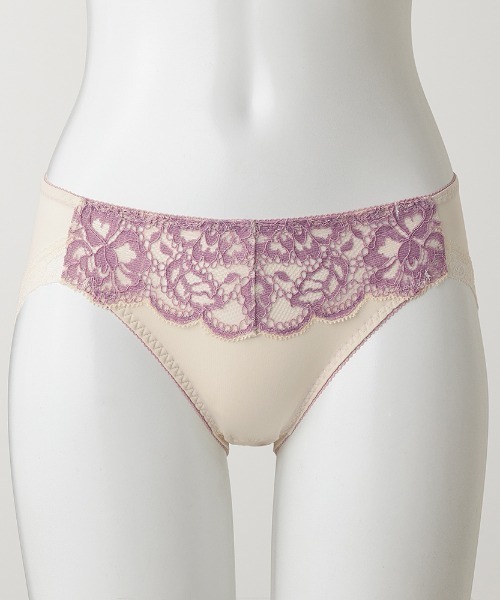 Tuche(トゥシェ)の「Tuche/トゥシェ ふわっと盛れるワイヤレスブラのペアショーツ(ショーツ・レディース・ローズ/ライトホワイト/ブラック系その他/チャコールグレー/ライラック/クリーム・MEDIUM/LARGE/X-LARGE)」の18枚目の写真