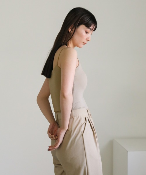 select MOCA(セレクトモカ)の「ストラップブラトップ(キャミソール・レディース・カーキブラウン/ベージュ/オフホワイト/ブラック・FREE)」の20枚目の写真