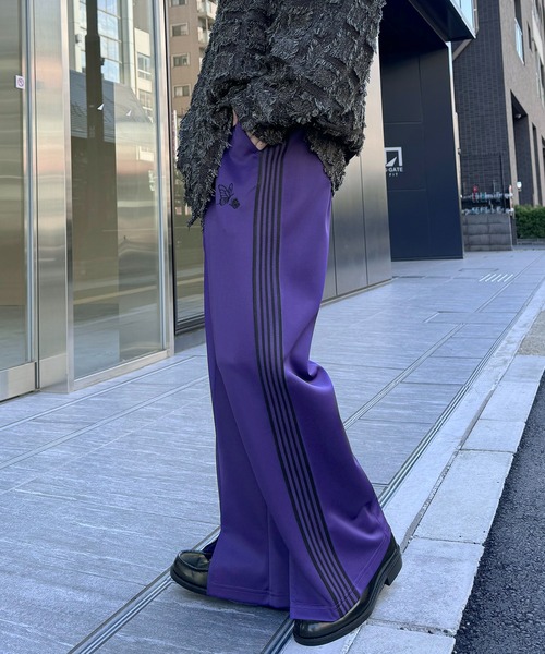 Confirm（コンファーム）の「"WEB限定" サイドライン ワンポイント刺繍 センタースリット ジャージパンツ / フレアパンツ（その他パンツ・メンズ・グリーン/ワイン/ブラック/ブラック系その他/パープル系その他/レッド系その他/ホワイト系その他/ブラウン/ベージュ系その他2/パープル系その他2/グレー系その他2/グレー系その他3/グレー系その他4/アイボリー/レッド系その他2・L/M）」の12枚目の写真