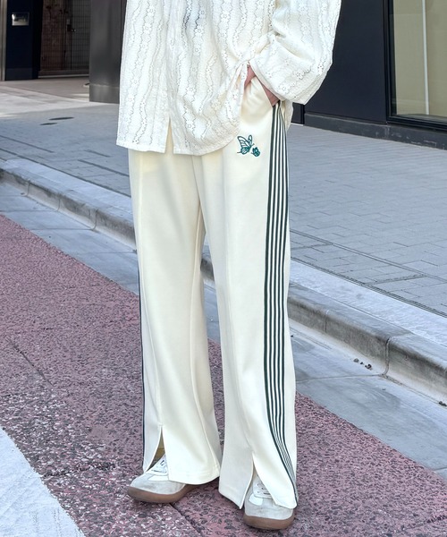 Confirm（コンファーム）の「"WEB限定" サイドライン ワンポイント刺繍 センタースリット ジャージパンツ / フレアパンツ（その他パンツ・メンズ・グリーン/ワイン/ブラック/ブラック系その他/パープル系その他/レッド系その他/ホワイト系その他/ブラウン/ベージュ系その他2/パープル系その他2/グレー系その他2/グレー系その他3/グレー系その他4/アイボリー/レッド系その他2・L/M）」の16枚目の写真