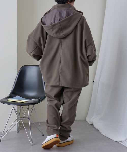 COLONY 2139（コロニートゥーワンスリーナイン）の「ジャージメルトンアノラック（カバーオール・メンズ・ブラック/グレイッシュベージュ・MEDIUM/LARGE）」の16枚目の写真