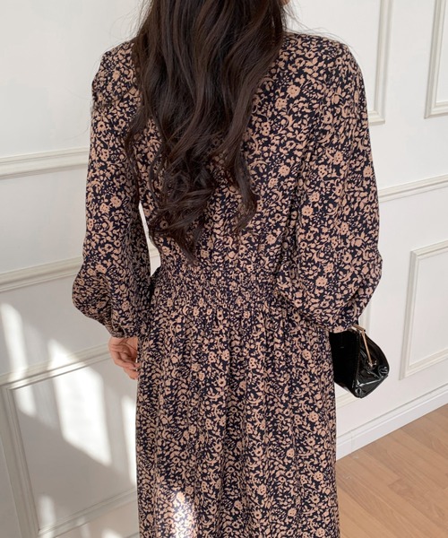 ECLIN（エクラン）の「ウエストシャーリング小花柄ロングワンピース（ワンピース・レディース・ブラック/ネイビー/グリーン・M/L）」の21枚目の写真