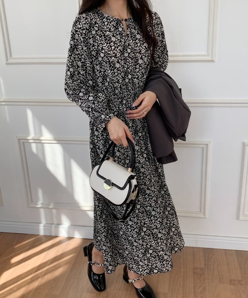 ECLIN（エクラン）の「ウエストシャーリング小花柄ロングワンピース（ワンピース・レディース・ブラック/ネイビー/グリーン・M/L）」の15枚目の写真