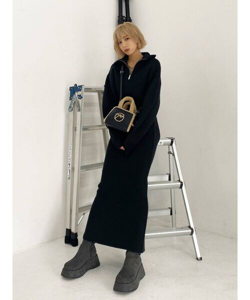 EMODA（エモダ）の「ナローニットスカート（スカート・レディース・グレー/ブラック/ブルー/ベージュ・FREE）」の14枚目の写真