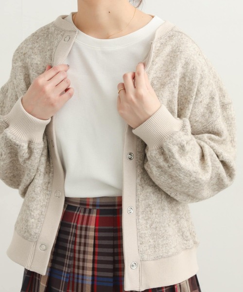 URBAN RESEARCH DOORS(アーバンリサーチドアーズ)の「『UR TECH』テレコクルーネックTシャツ(Tシャツ/カットソー・レディース・ブラック/オフホワイト/ライトグレー・MEDIUM)」の4枚目の写真