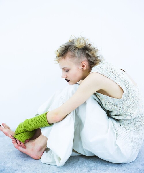 Ray BEAMS(レイビームス)の「Ray BEAMS / メランジ バック オープン ベスト(ベスト・レディース・オフホワイト/イエロー・ONE SIZE)」の19枚目の写真