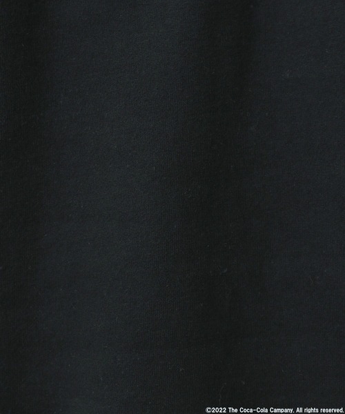 Coca Cola（コカコーラ）の「【ｺｶ･ｺｰﾗ】別注スウェットパーカー（パーカー・メンズ・ブラック/オフホワイト/レッド・LARGE/MEDIUM）」の6枚目の写真