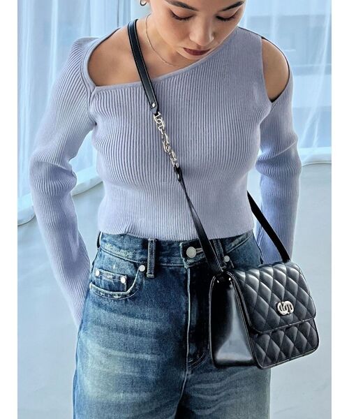 EMODA（エモダ）の「キルティングミニバッグ（ショルダーバッグ・レディース・アイボリー/ブラック/ブルー・FREE）」の13枚目の写真