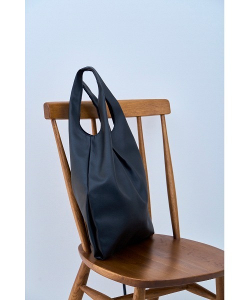 AZUL by moussy(アズールバイマウジー)の「FAUX LEATHER MARCHE BAG/フェイクレザーマルシェバッグ(ショルダーバッグ・メンズ・ブルー/ブラック・FREE)」の10枚目の写真