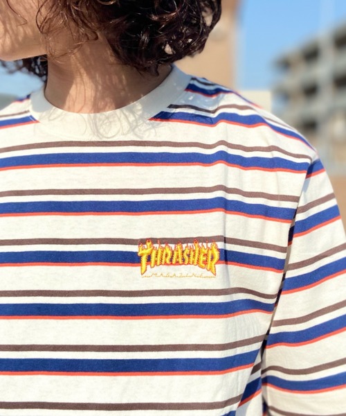 THRASHER(スラッシャー)の「【ムラサキスポーツ別注】THRASHER/スラッシャー マルチボーダーTシャツ オーバーサイズ/刺繍ロゴ クルーネックTシャツ THMM-001B FLAME(Tシャツ/カットソー・メンズ・グリーン系その他/ホワイト×ネイビー/ブラック×グリーン・M/L/XL)」の18枚目の写真