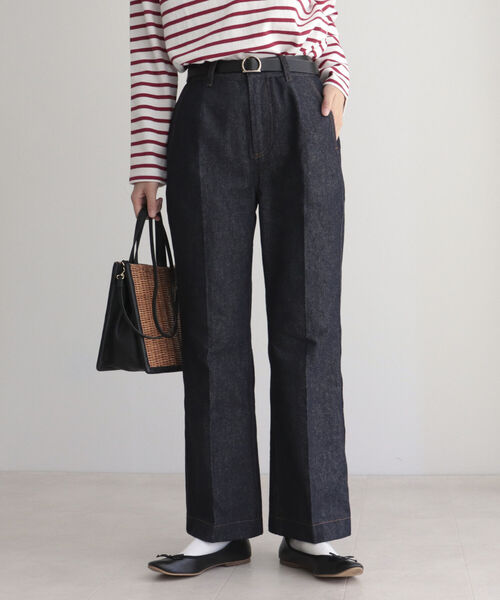 fredy emue（フレディエミュ）の「デニムスラックスフレアーパンツ（デニムパンツ・レディース・ブルー/ネイビー・36/38）」の5枚目の写真