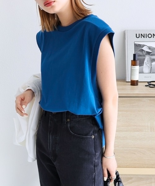 andme(アンドミー)の「オーバーサイズロング丈ノースリーブトップス(Tシャツ/カットソー・レディース・オフホワイト/チャコールグレー/ブラック/ベージュ/オートミール/ブルー系その他・M)」の11枚目の写真